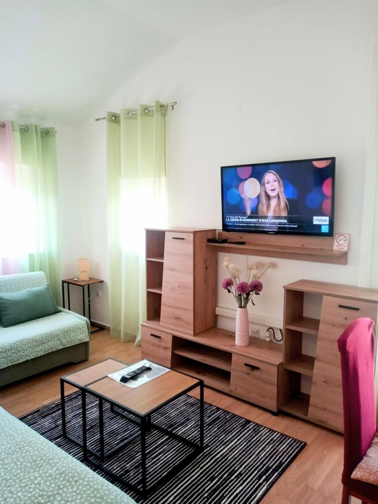 Apartmani Alma Pula Dış mekan fotoğraf
